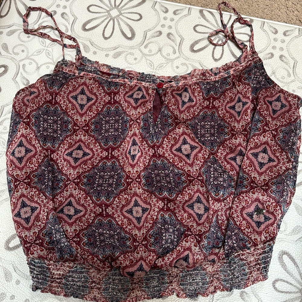 I’m selling a crop top.